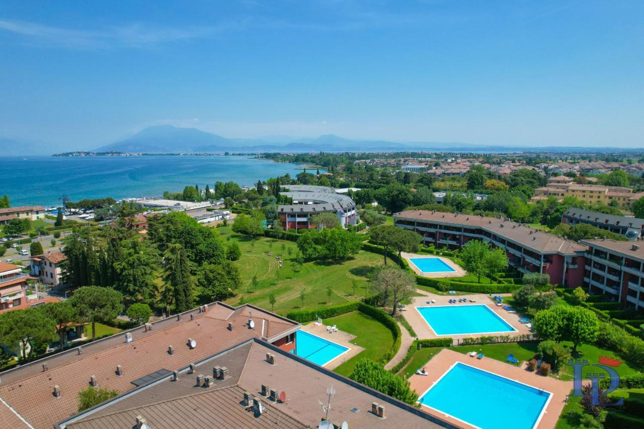 Desenzanoloft Official Partner Marriott Homes & Villas - Dolce Vita With Garden And Pools Desenzano del Garda Kültér fotó