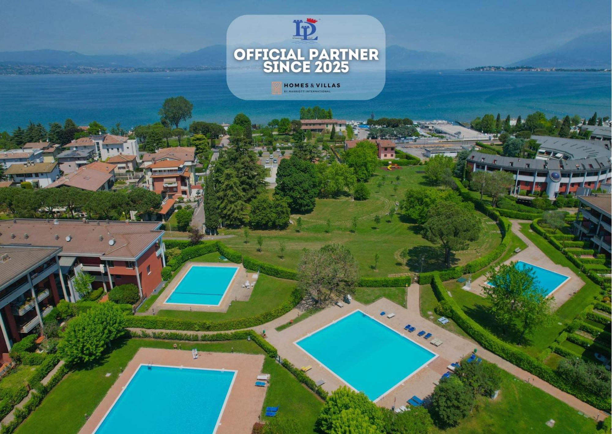 Desenzanoloft Official Partner Marriott Homes & Villas - Dolce Vita With Garden And Pools Desenzano del Garda Kültér fotó